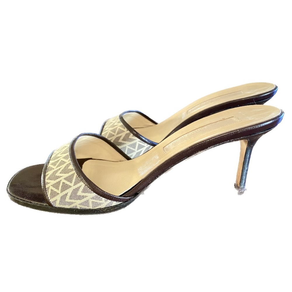 Michael Kors Lea 2” Heels Leather Sling Backs 7 US 38 EU Slightly Worn w/Box